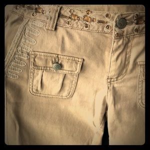 Mannon embellished capris